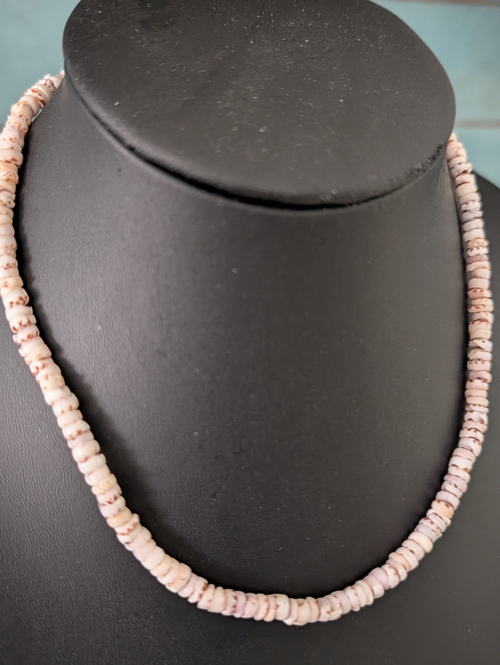 Vintage Hawaiian Puka Shell Necklace - Beach Style